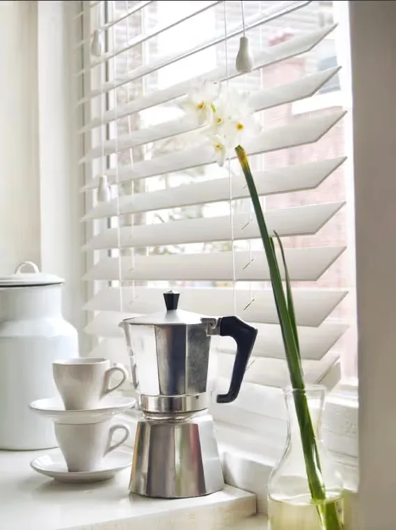 A One Blinds Venetians