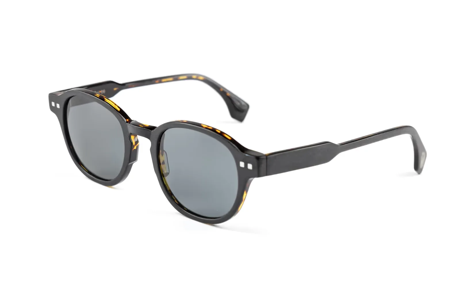 Blur Eyecare Col 06 side sg