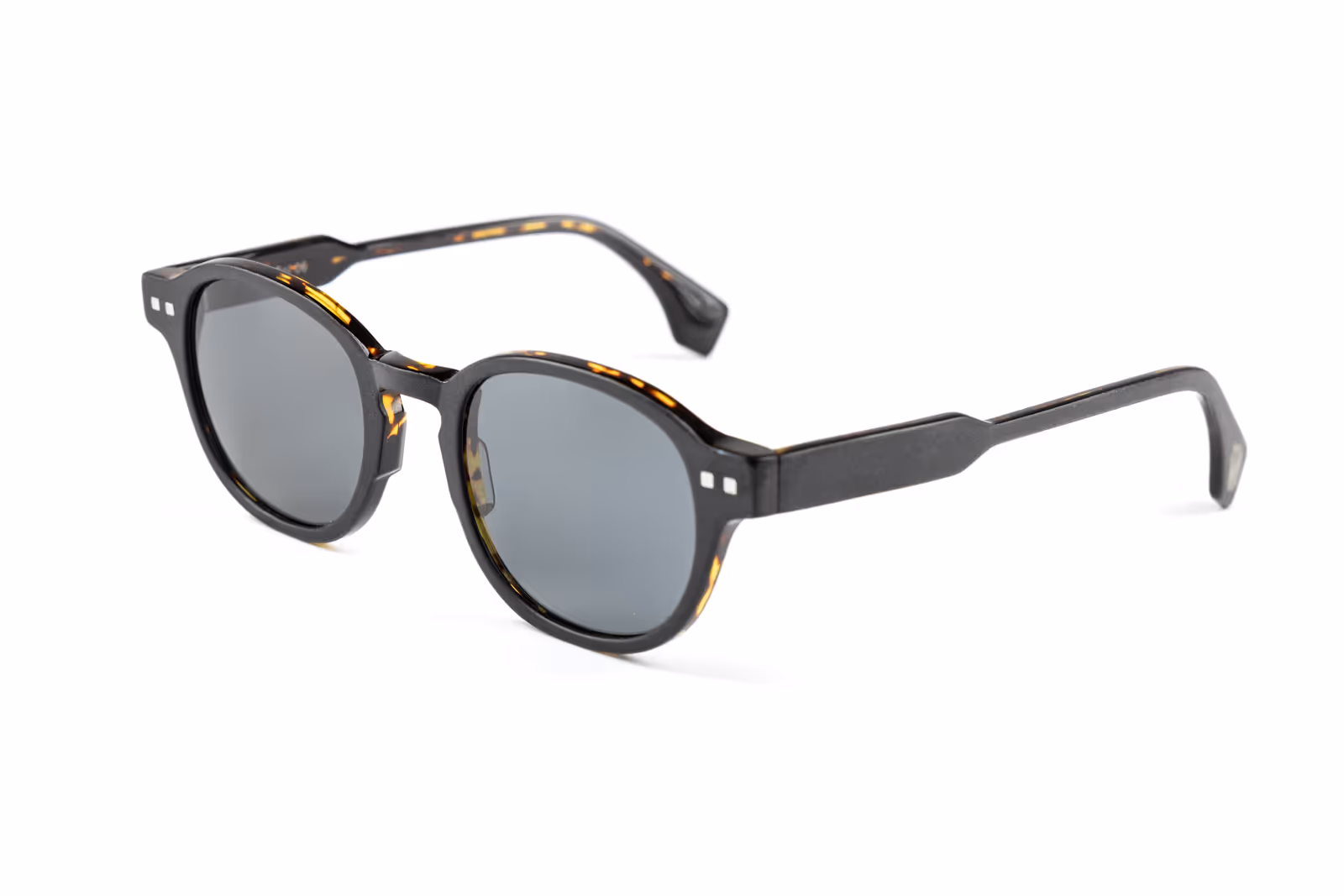 Blur Eyecare Col 06 side sg