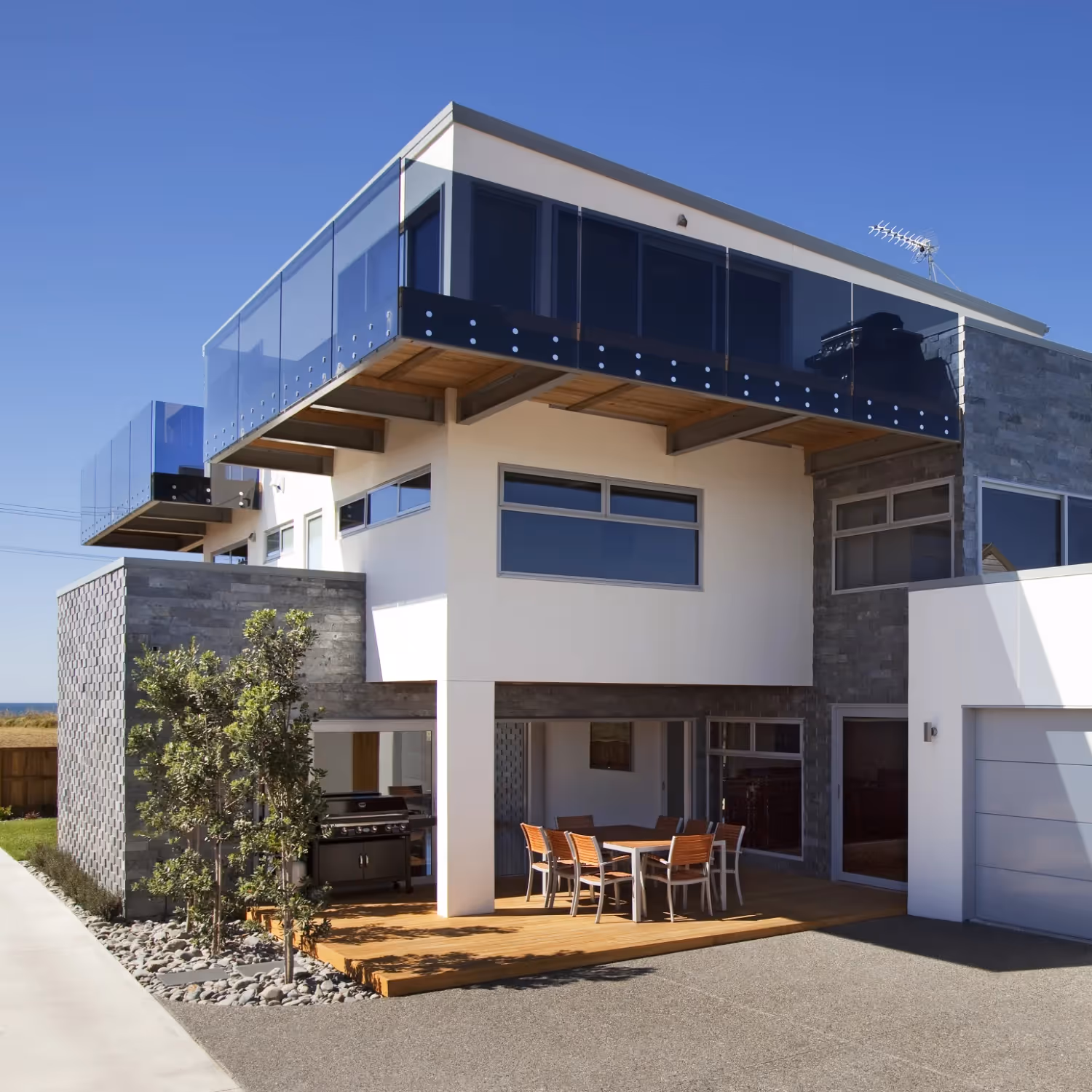 Insideout Builders House